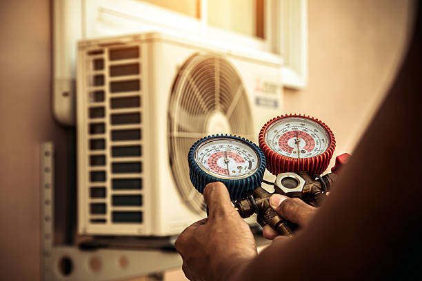 Professional Hvac technician working in Patriot, IN